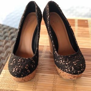 Heart in D cork wedge heels